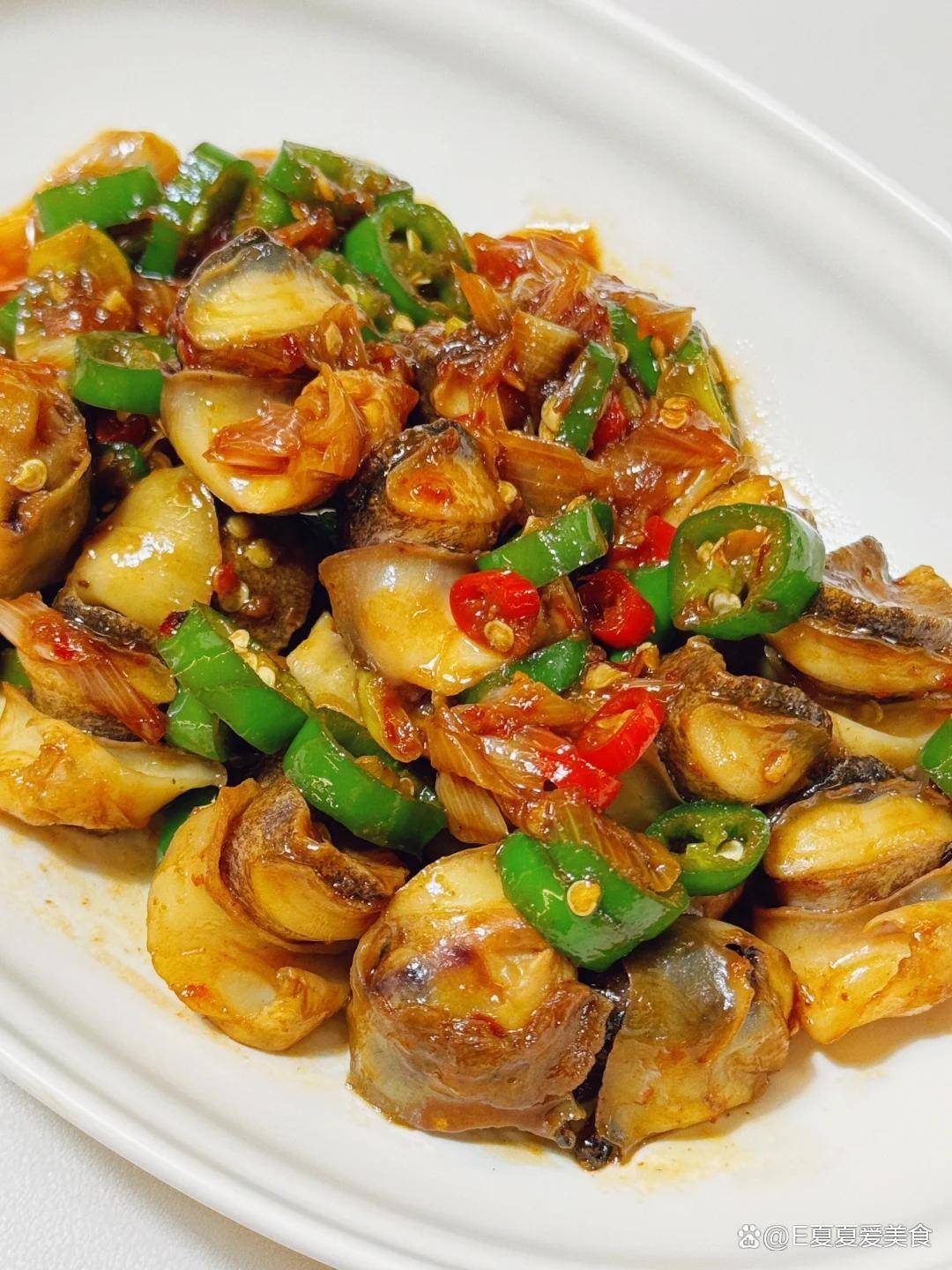 的做法螺片脆嫩爽口超鲜美冰球突破家常炒螺片好吃(图1) 的做法螺片脆嫩爽口超鲜美冰球突破家常炒螺片好吃(图1)